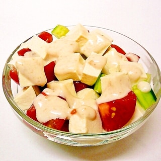 塩麹豆腐ときゅうりとトマトのヨーグルトサラダ